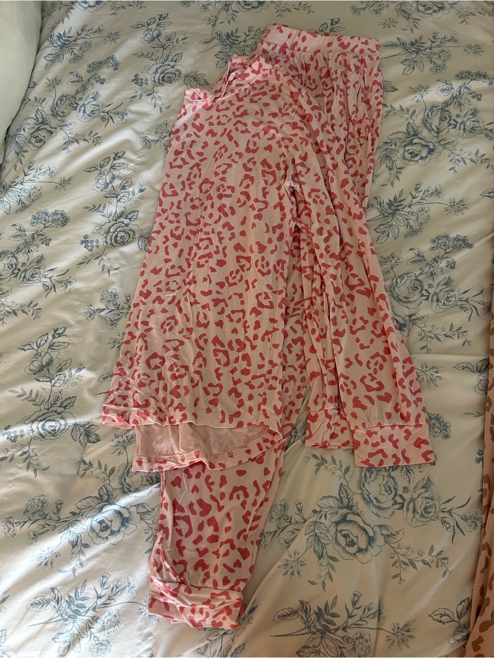 Kyte BABY Pink Leopard Print Women's Pajama Set